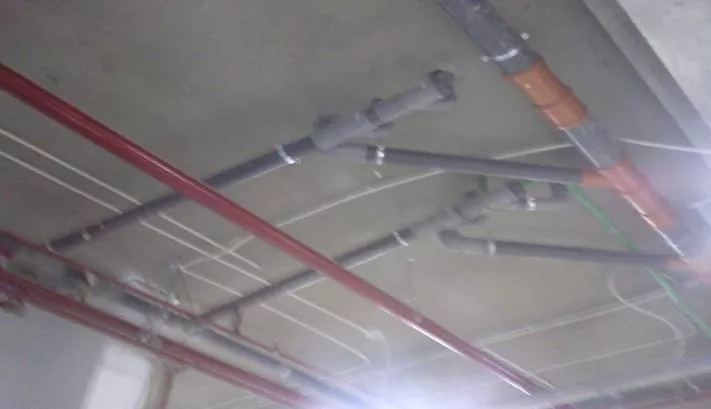 Fire Fighting Pipes Above Ceiling